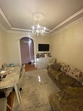 Satılır 2 otaqlı mənzil 45 m²