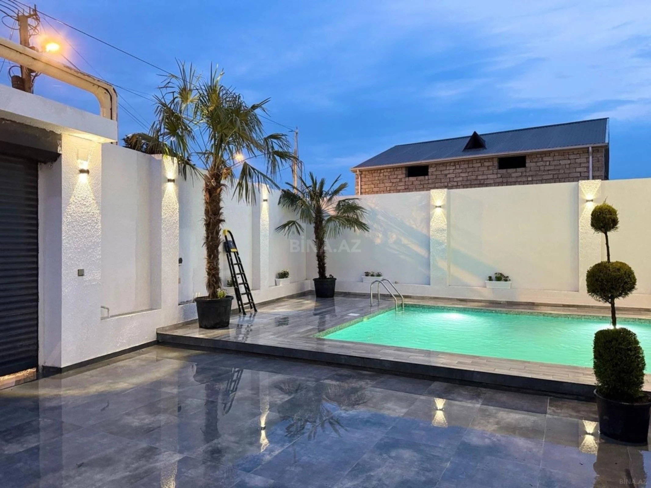 Kirayə verilir 5 otaqlı həyət evi 380 m²