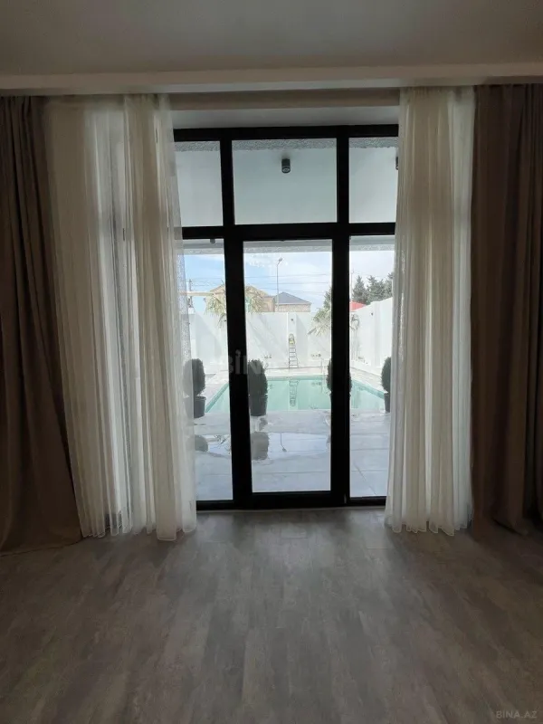 Kirayə verilir 5 otaqlı həyət evi 380 m²
