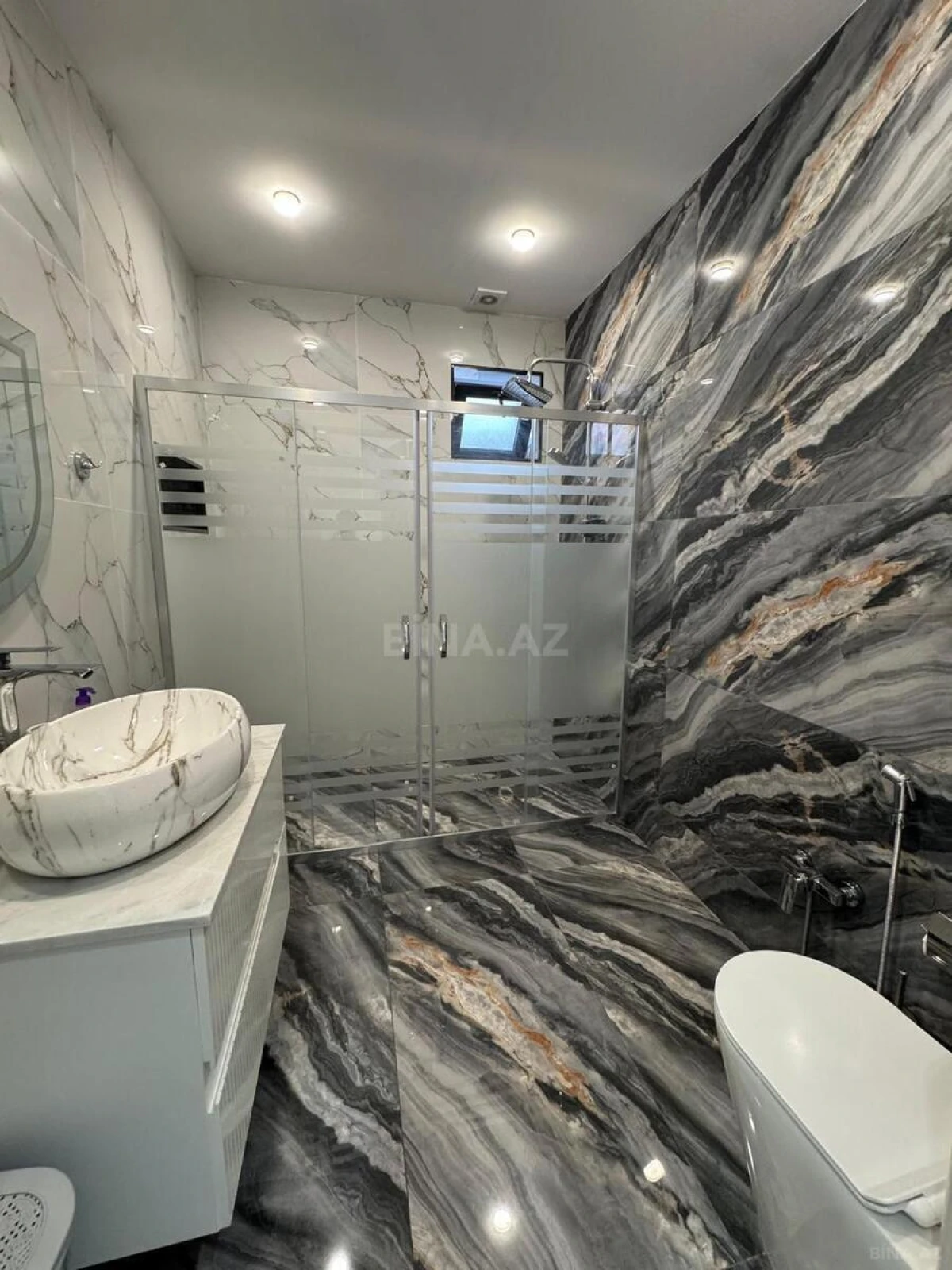 Kirayə verilir 4 otaqlı həyət evi 180 m²