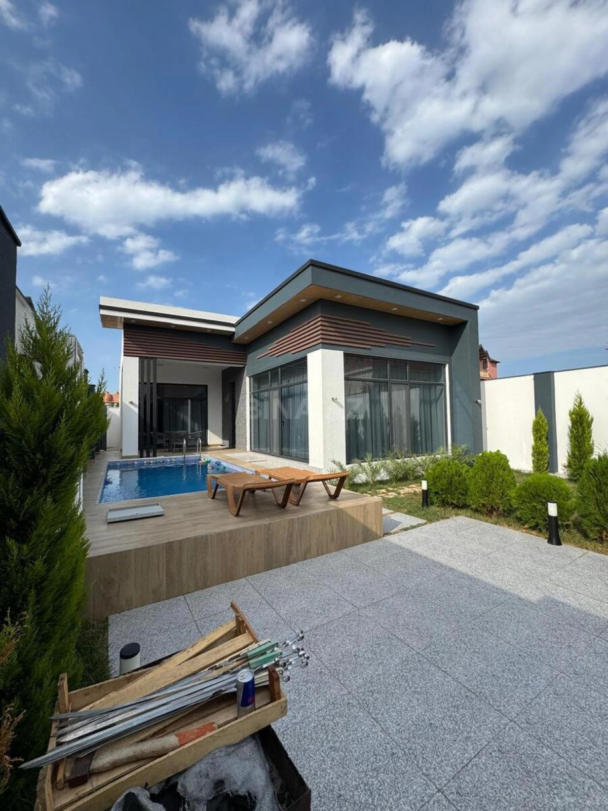Kirayə verilir 4 otaqlı həyət evi 180 m²