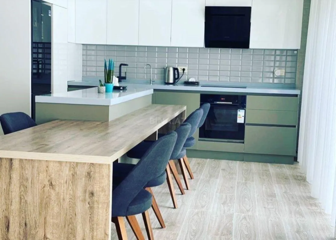 Kirayə verilir 4 otaqlı həyət evi 280 m²