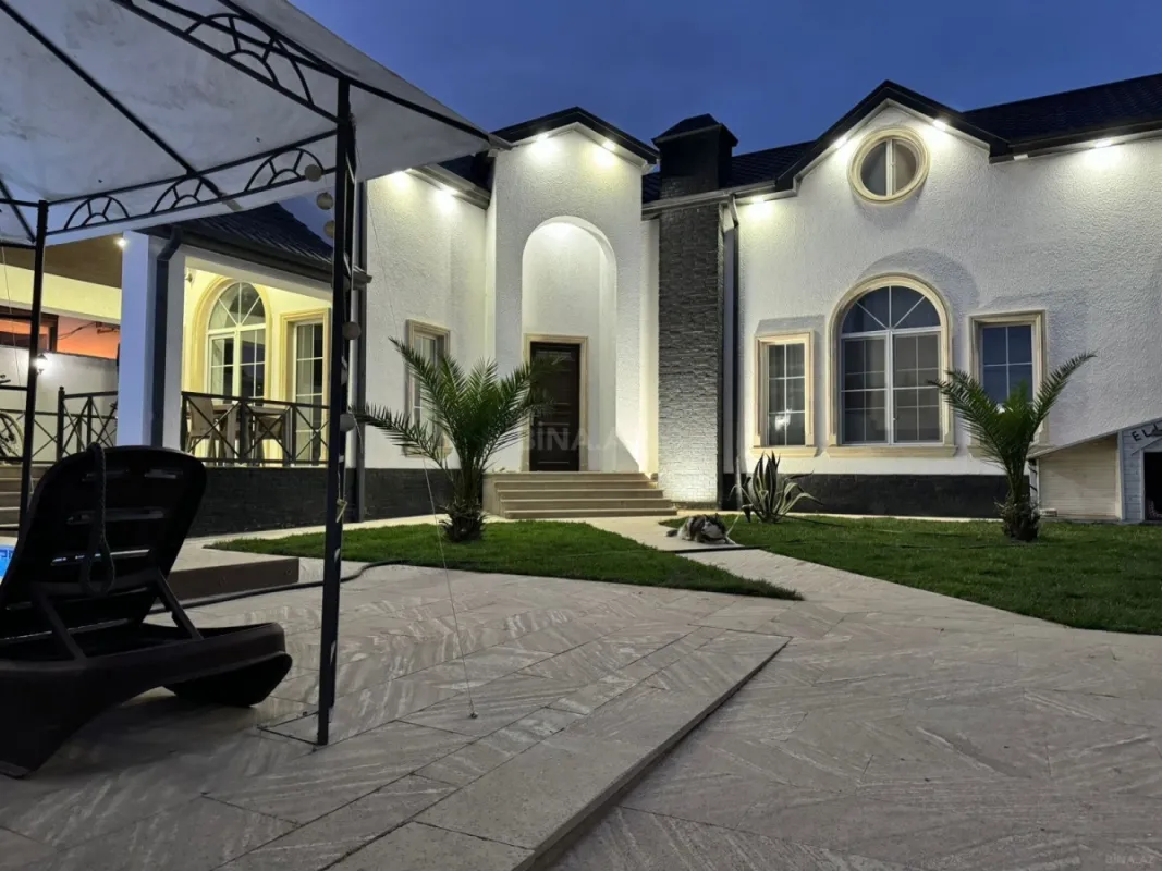 Kirayə verilir 5 otaqlı həyət evi 300 m²