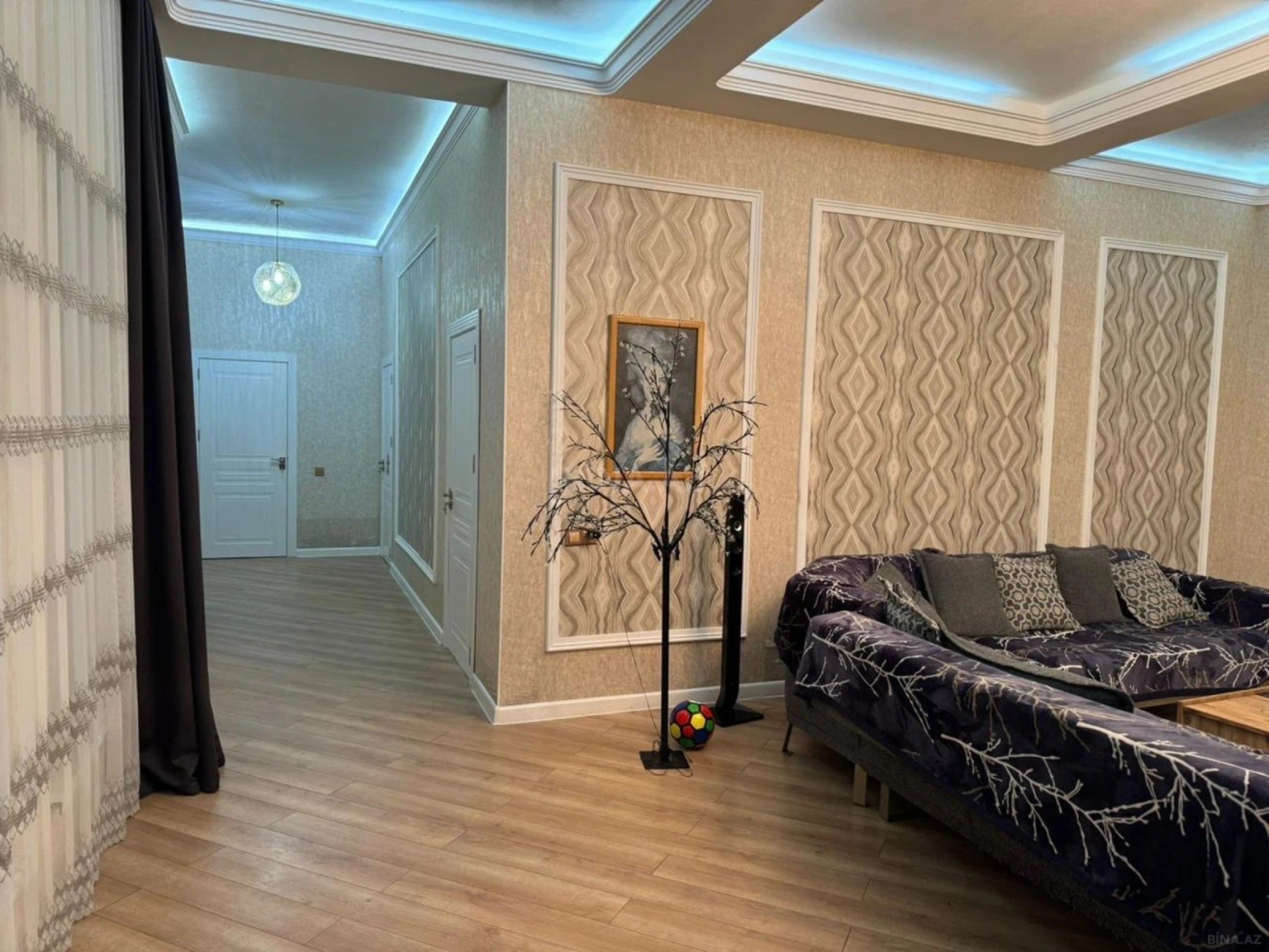 Kirayə verilir 5 otaqlı həyət evi 300 m²