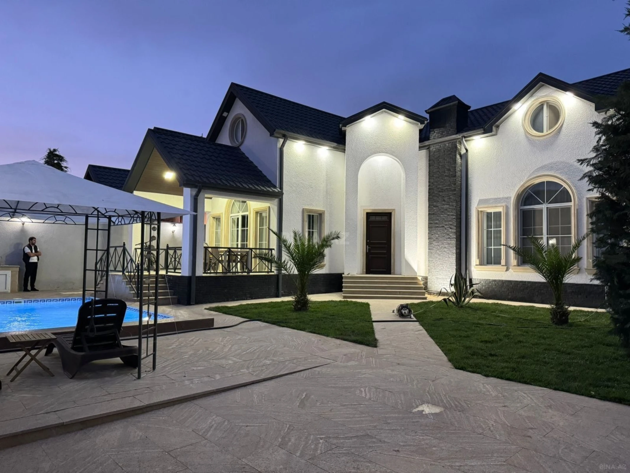 Kirayə verilir 5 otaqlı həyət evi 300 m²