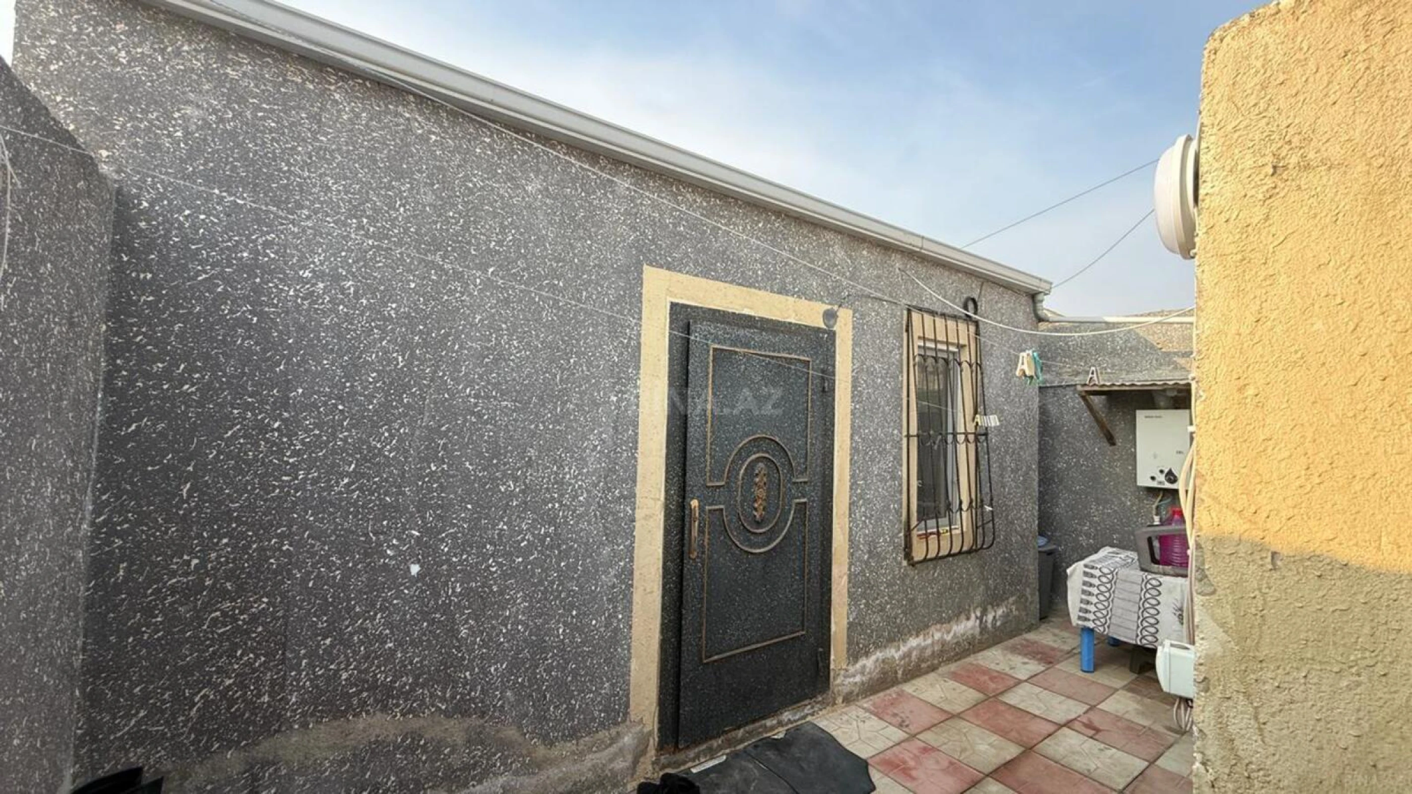Satılır 2 otaqlı həyət evi 60 m²