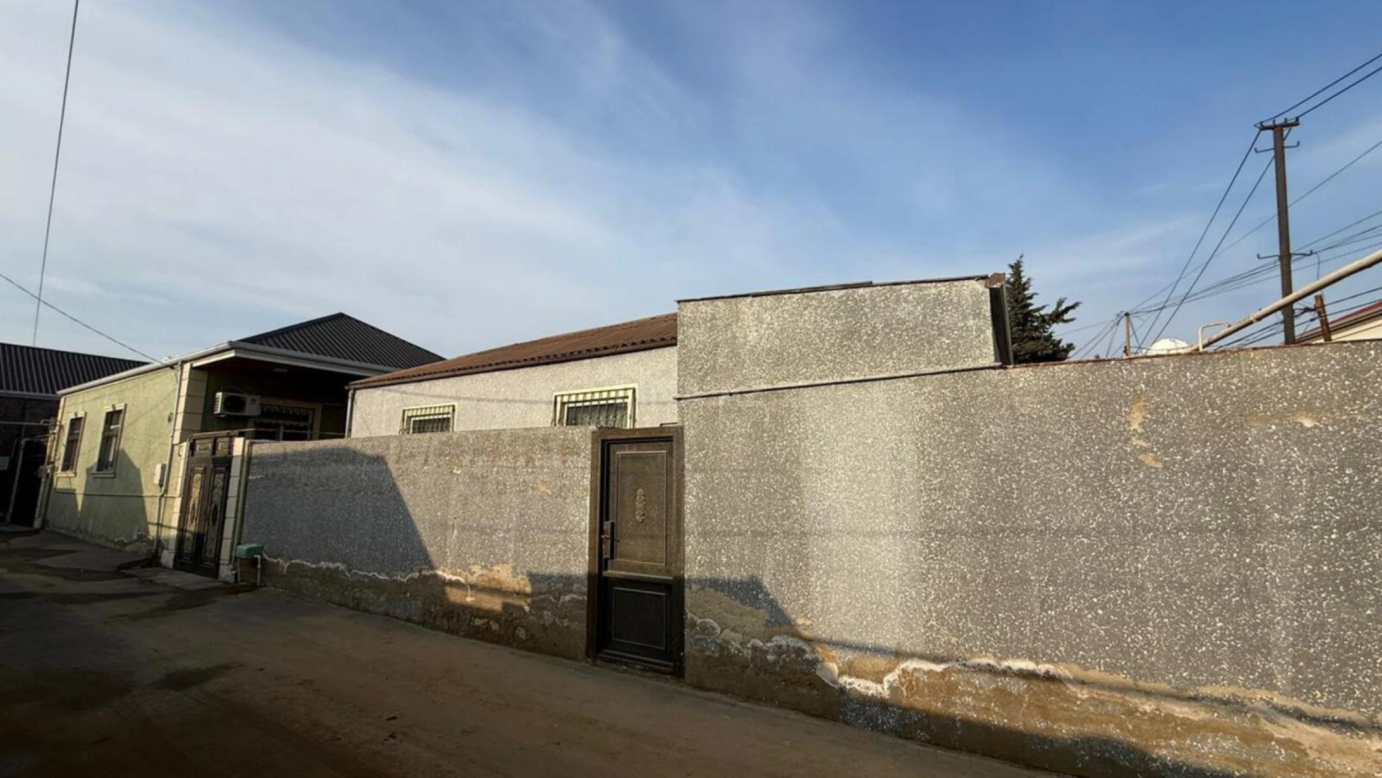 Satılır 2 otaqlı həyət evi 60 m²