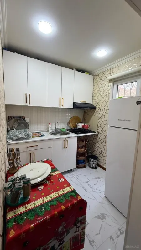 Satılır 2 otaqlı həyət evi 60 m²