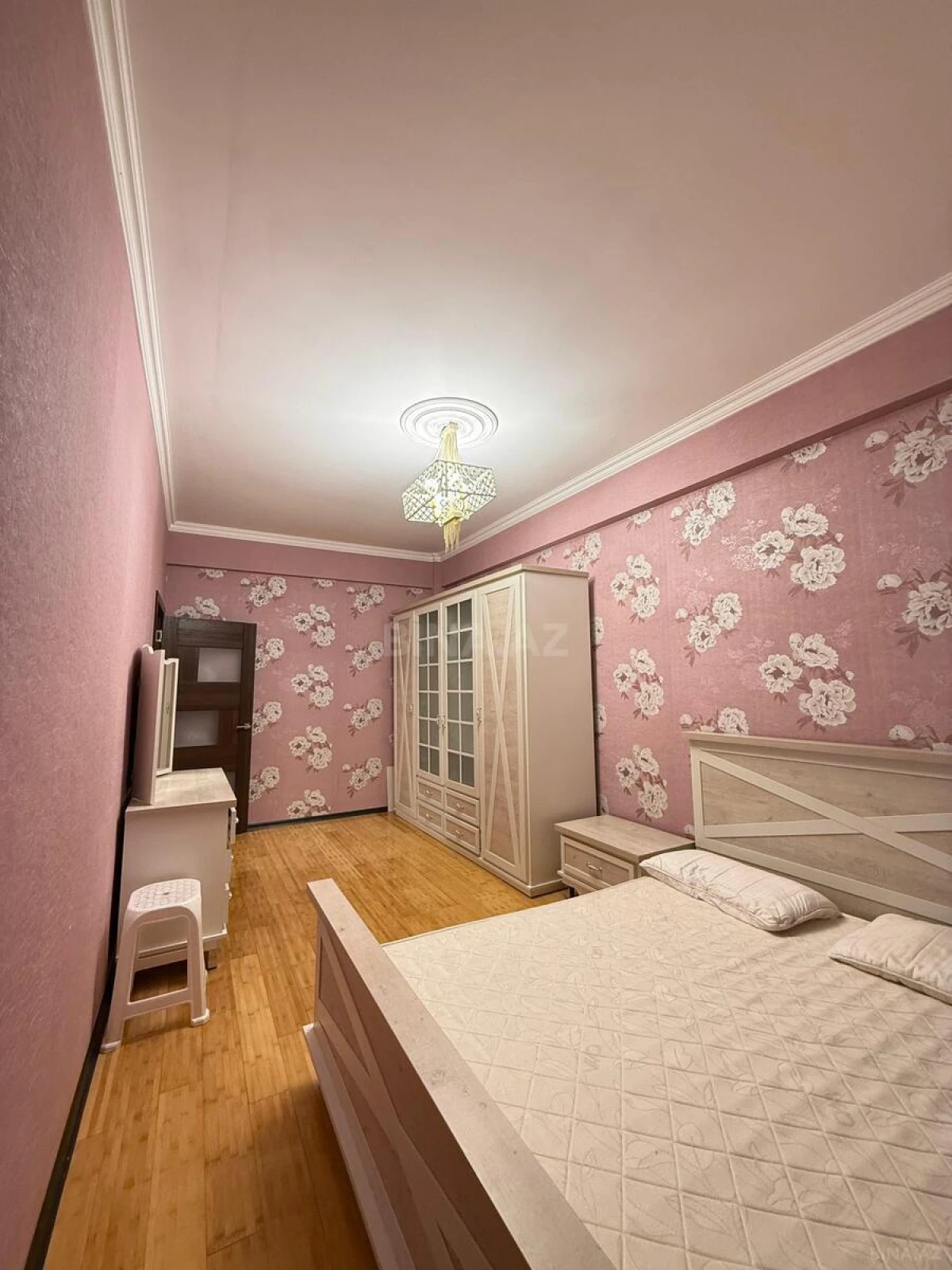 Satılır 3 otaqlı mənzil 85 m²