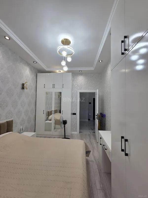 Satılır 2 otaqlı mənzil 71 m²