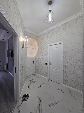 Satılır 2 otaqlı mənzil 71 m²