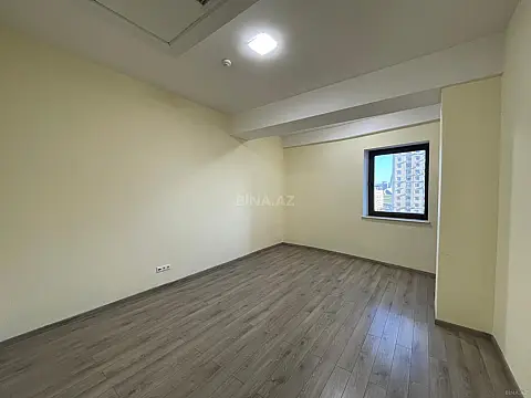Kirayə verilir 4 otaqlı ofis 245 m²