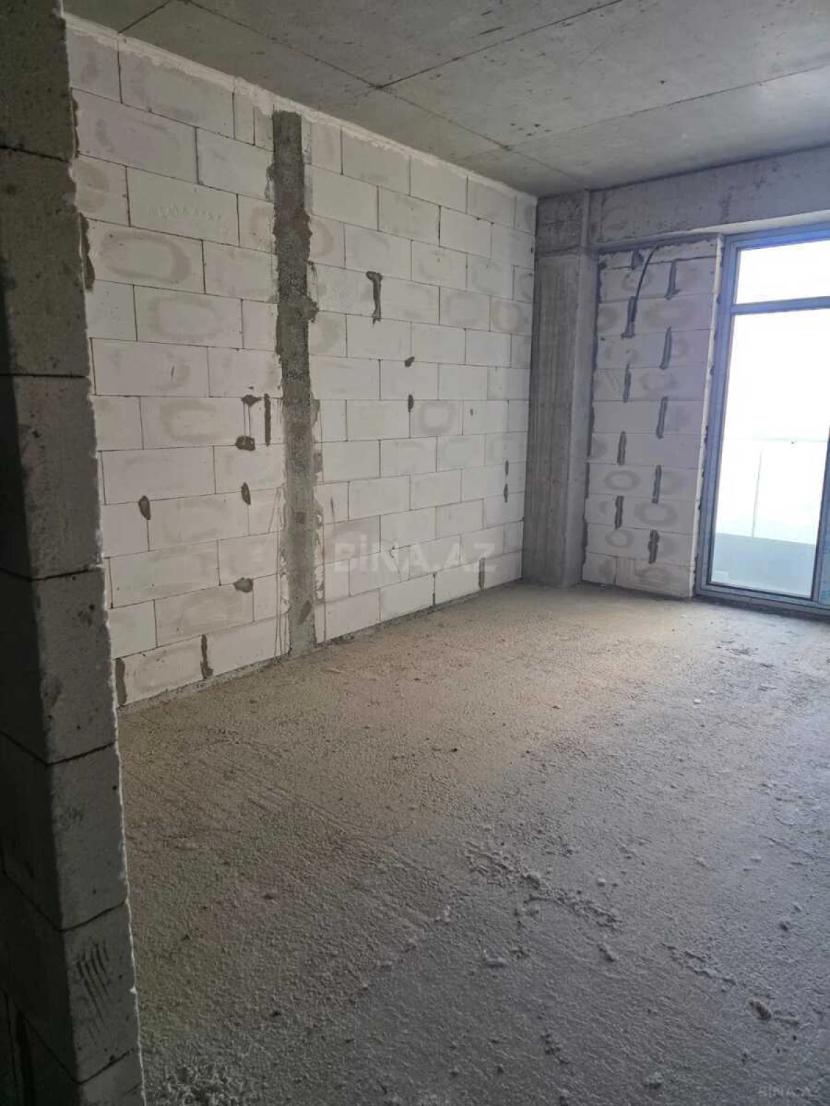 Satılır 3 otaqlı mənzil 148 m²