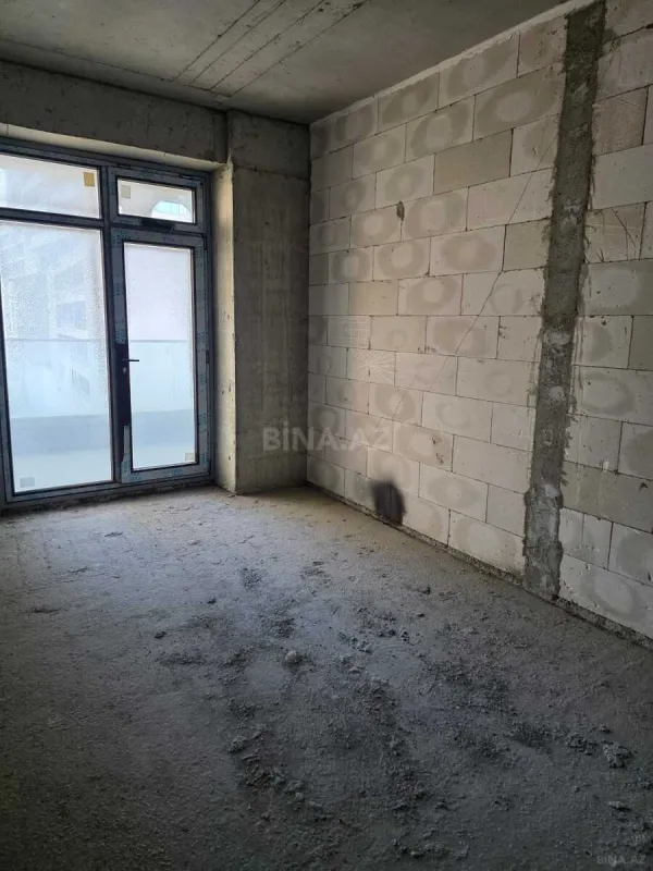 Satılır 3 otaqlı mənzil 148 m²