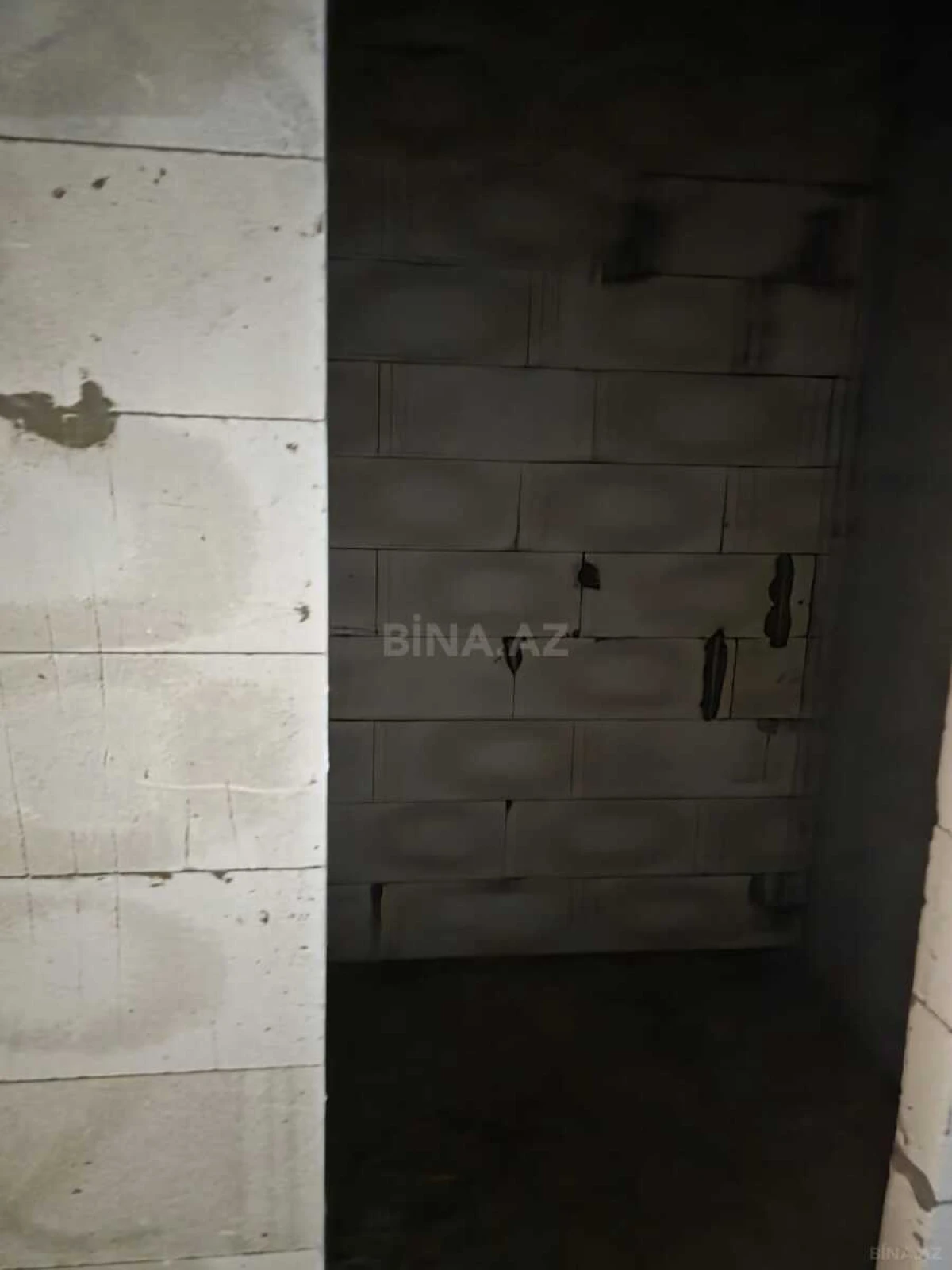 Satılır 3 otaqlı mənzil 148 m²