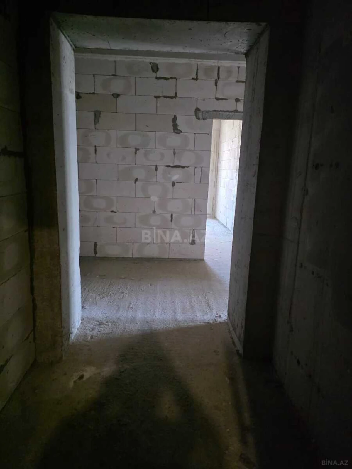 Satılır 3 otaqlı mənzil 148 m²