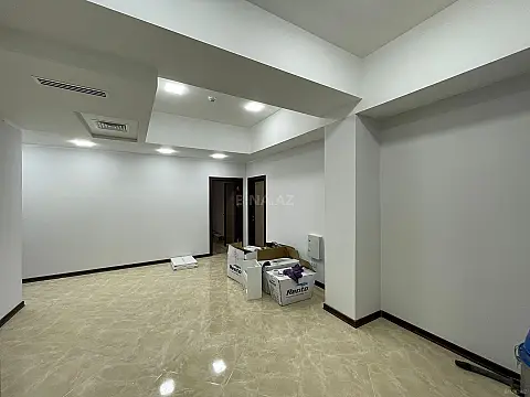 Kirayə verilir 4 otaqlı ofis 245 m²