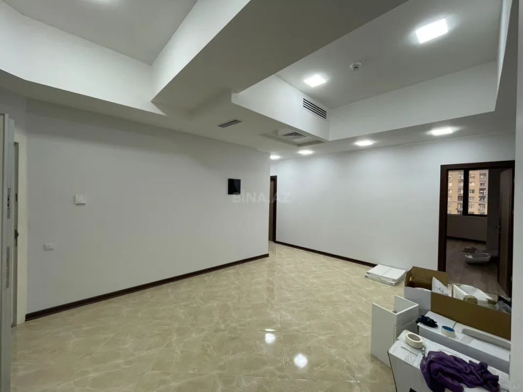 Kirayə verilir 4 otaqlı ofis 245 m²
