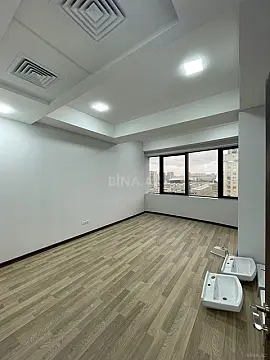 Kirayə verilir 4 otaqlı ofis 245 m²