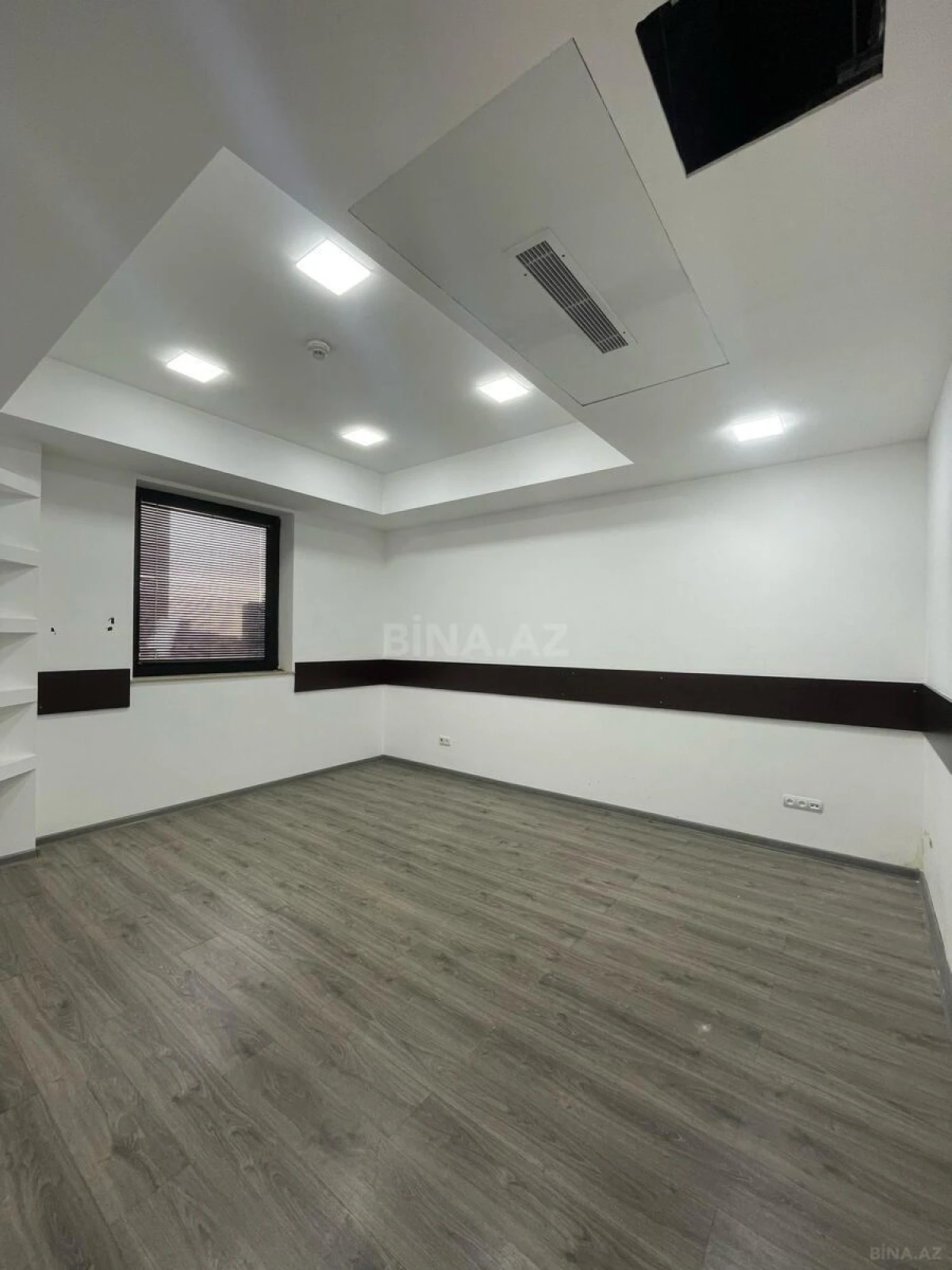Kirayə verilir 3 otaqlı ofis 125 m²