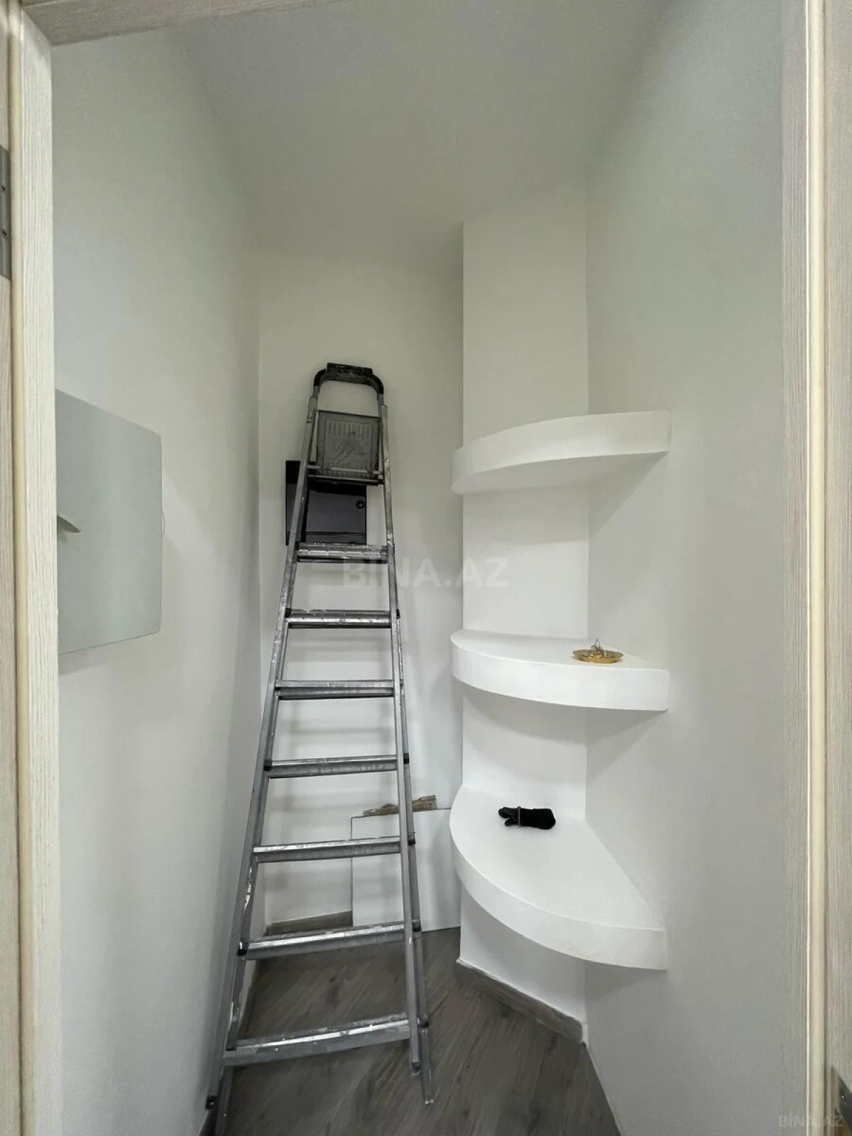 Kirayə verilir 3 otaqlı ofis 125 m²