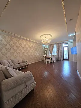 Satılır 3 otaqlı mənzil 147 m² — Bakı, 8-ci kilometr 3 otaq 147.00 m²
