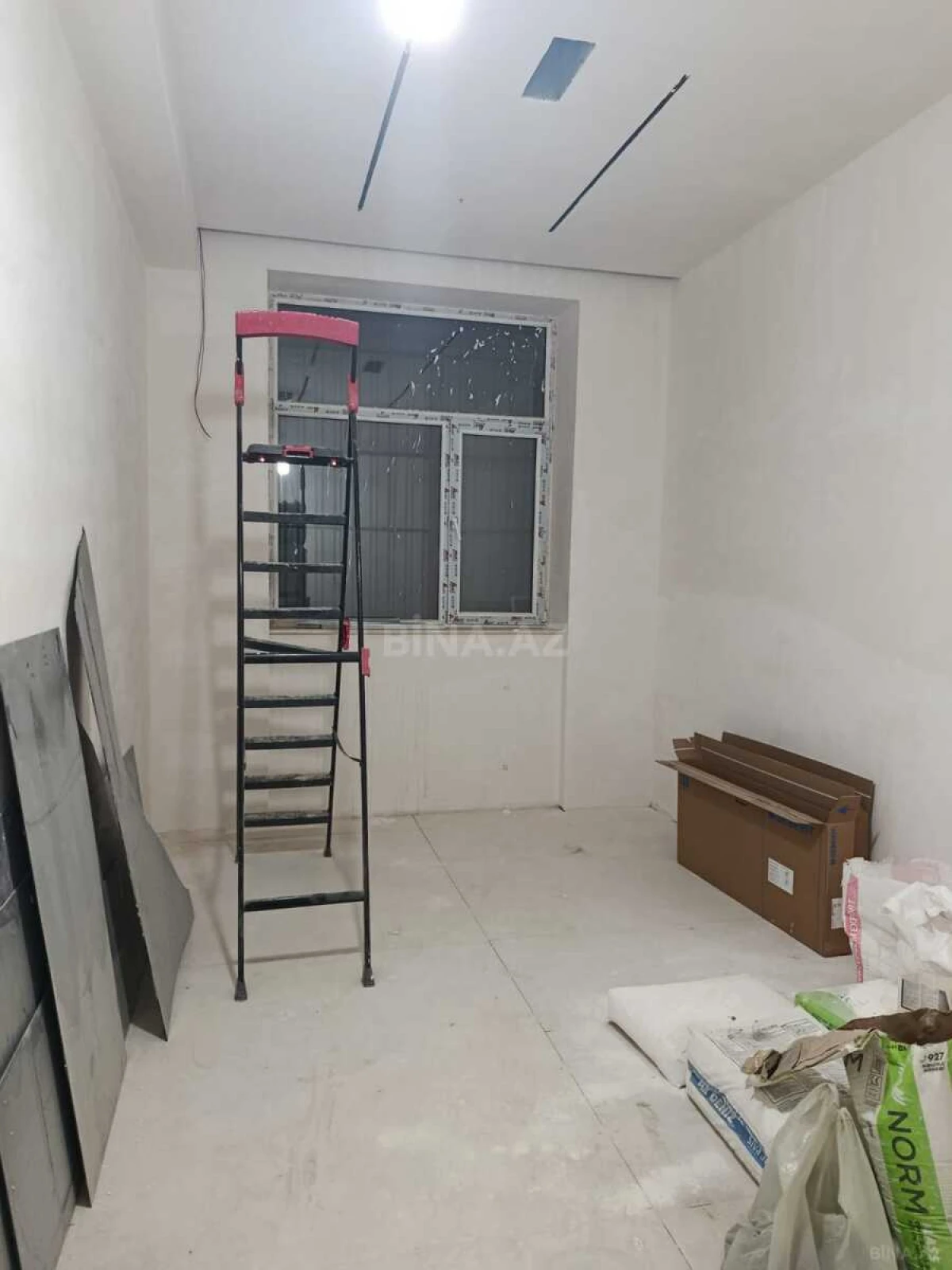 Kirayə verilir 5 otaqlı ofis 200 m²