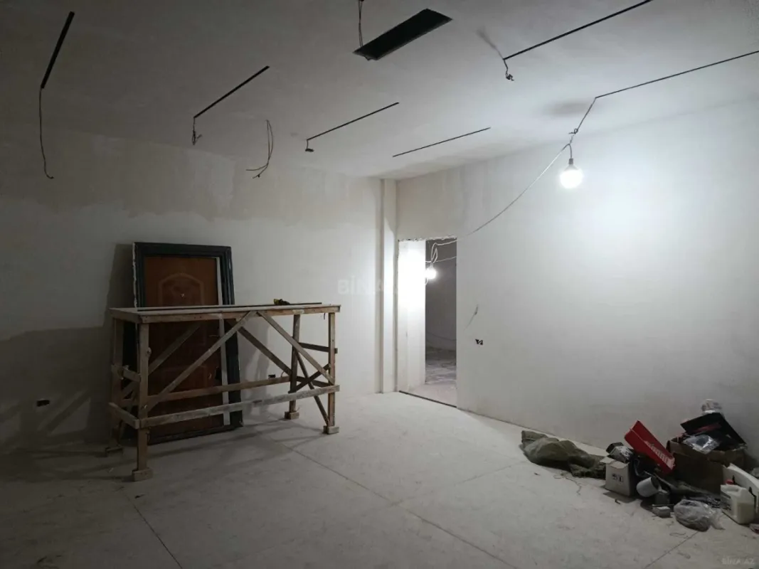 Kirayə verilir 5 otaqlı ofis 200 m²