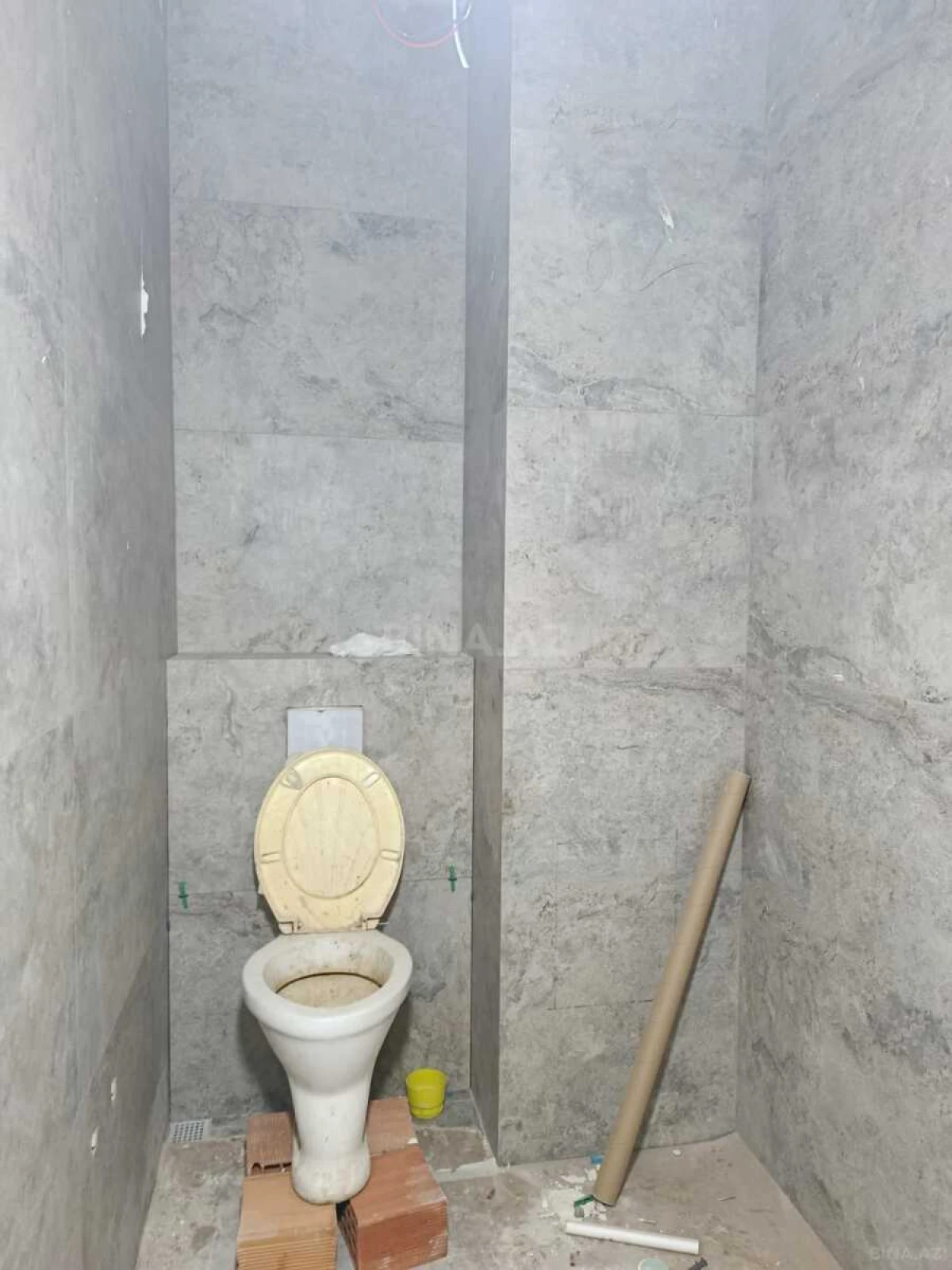 Kirayə verilir 5 otaqlı ofis 200 m²