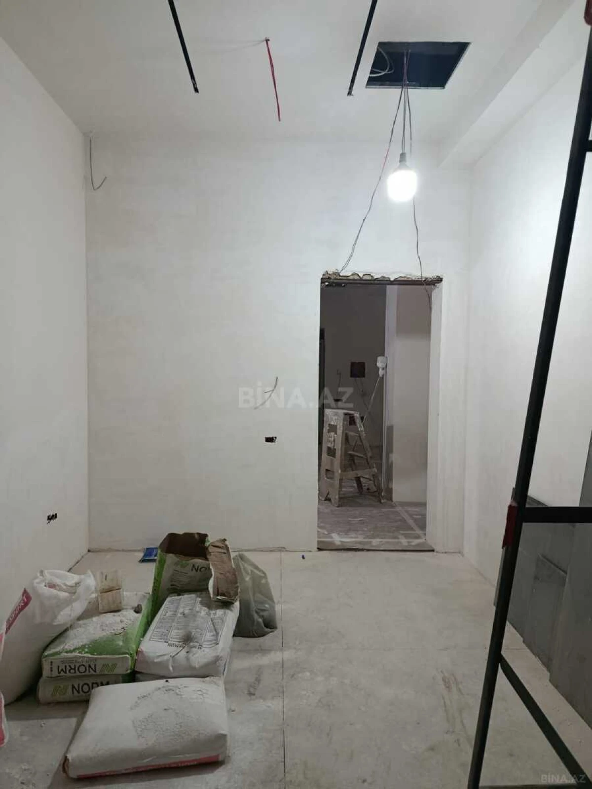 Kirayə verilir 5 otaqlı ofis 200 m²