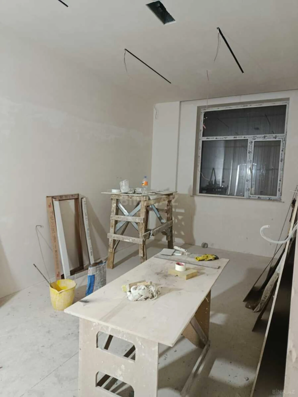 Kirayə verilir 5 otaqlı ofis 200 m²