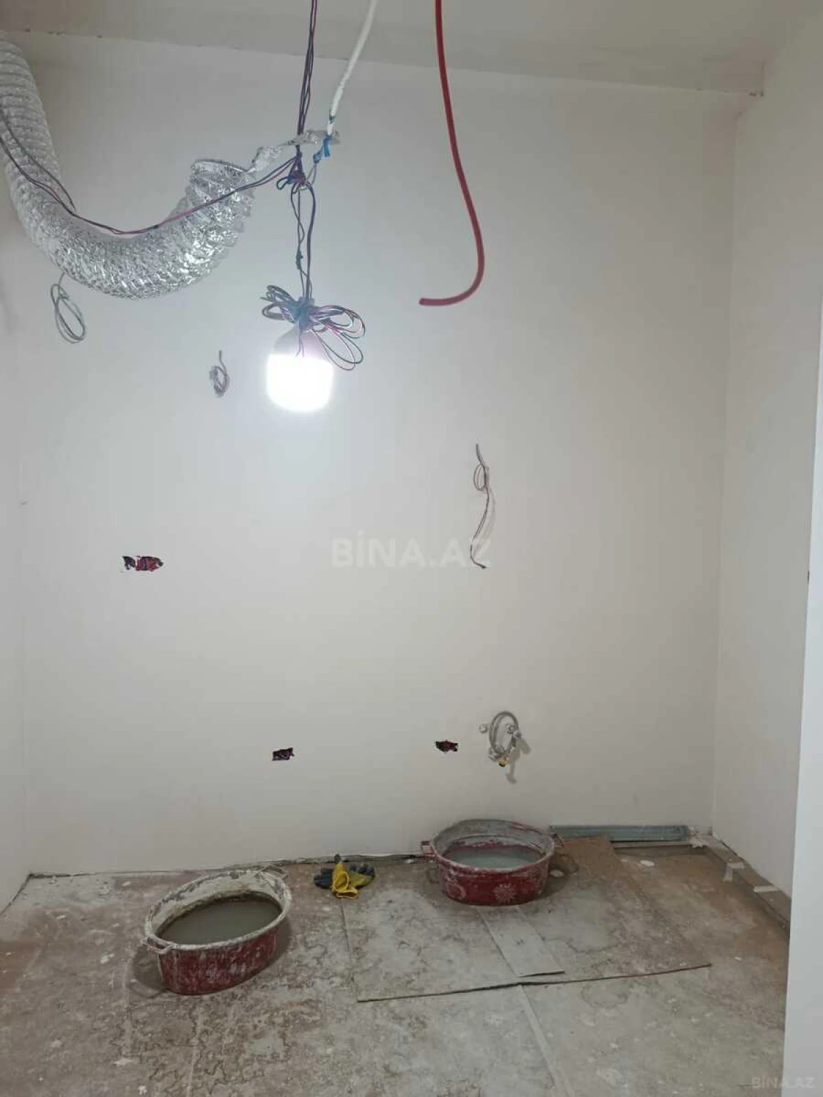 Kirayə verilir 5 otaqlı ofis 200 m²