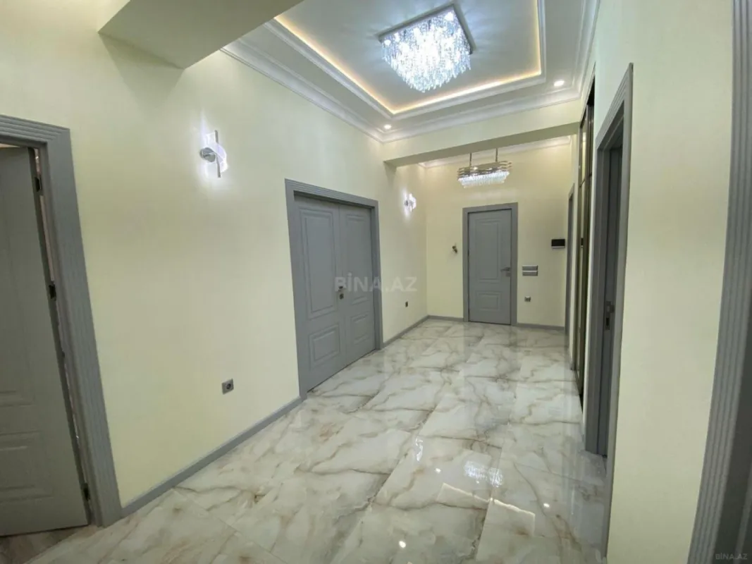 Kirayə verilir 3 otaqlı mənzil 127 m²