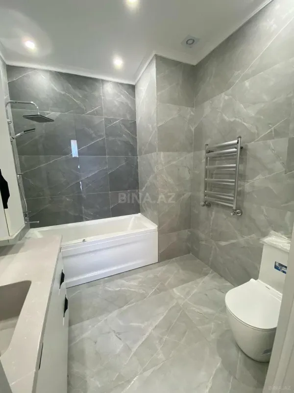 Kirayə verilir 3 otaqlı mənzil 127 m²