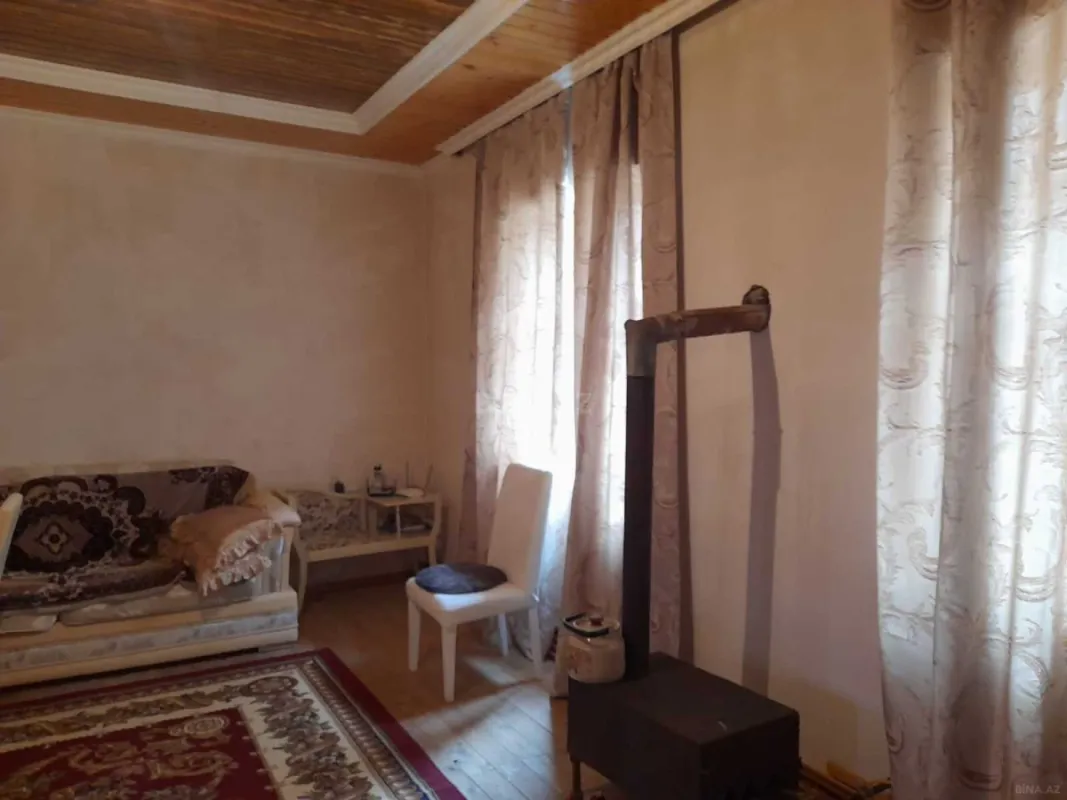 Satılır 3 otaqlı həyət evi 100 m²