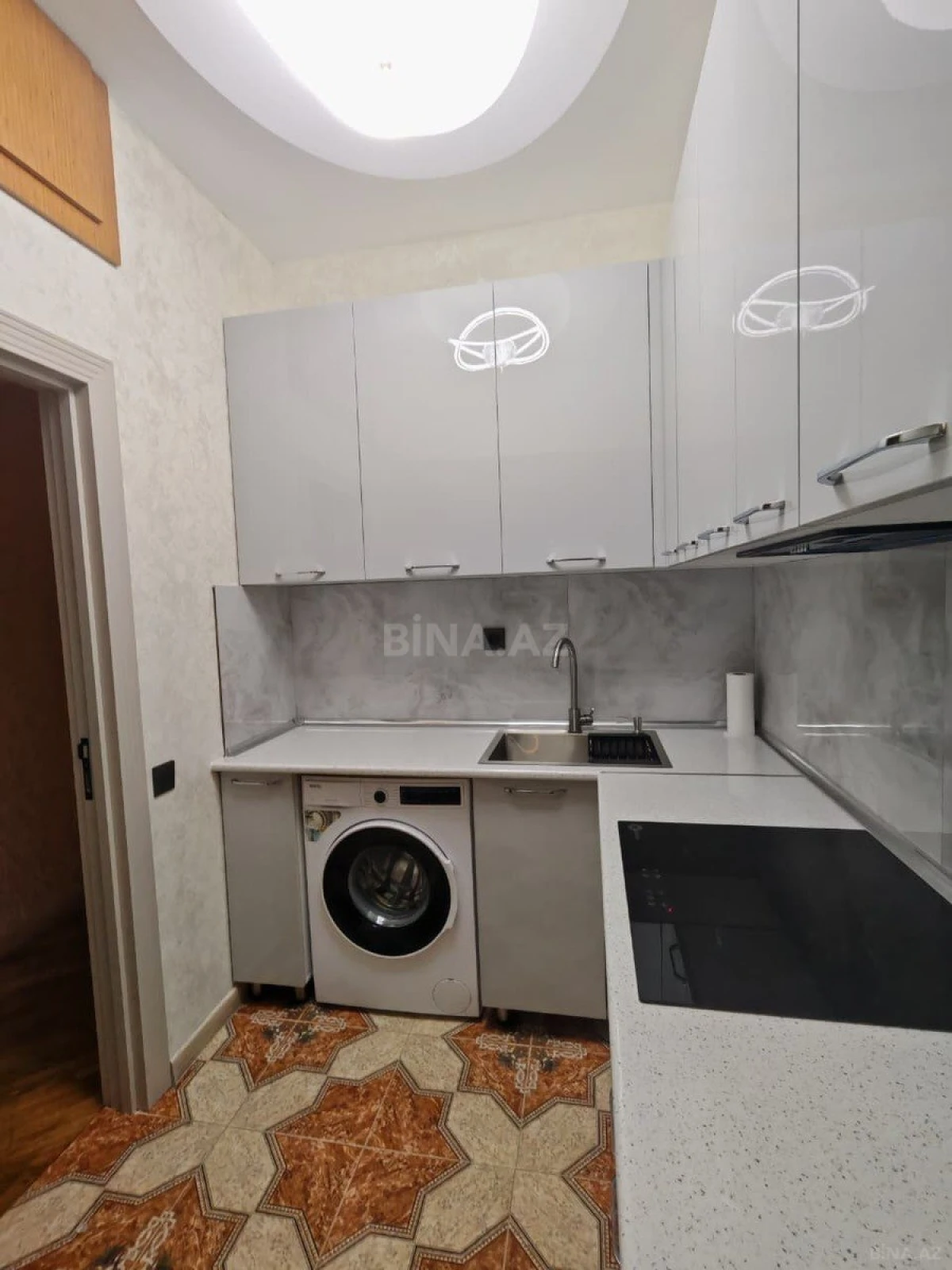 Kirayə verilir 3 otaqlı mənzil 100 m²