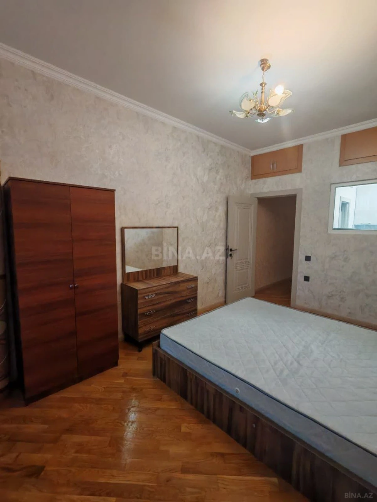 Kirayə verilir 3 otaqlı mənzil 100 m²
