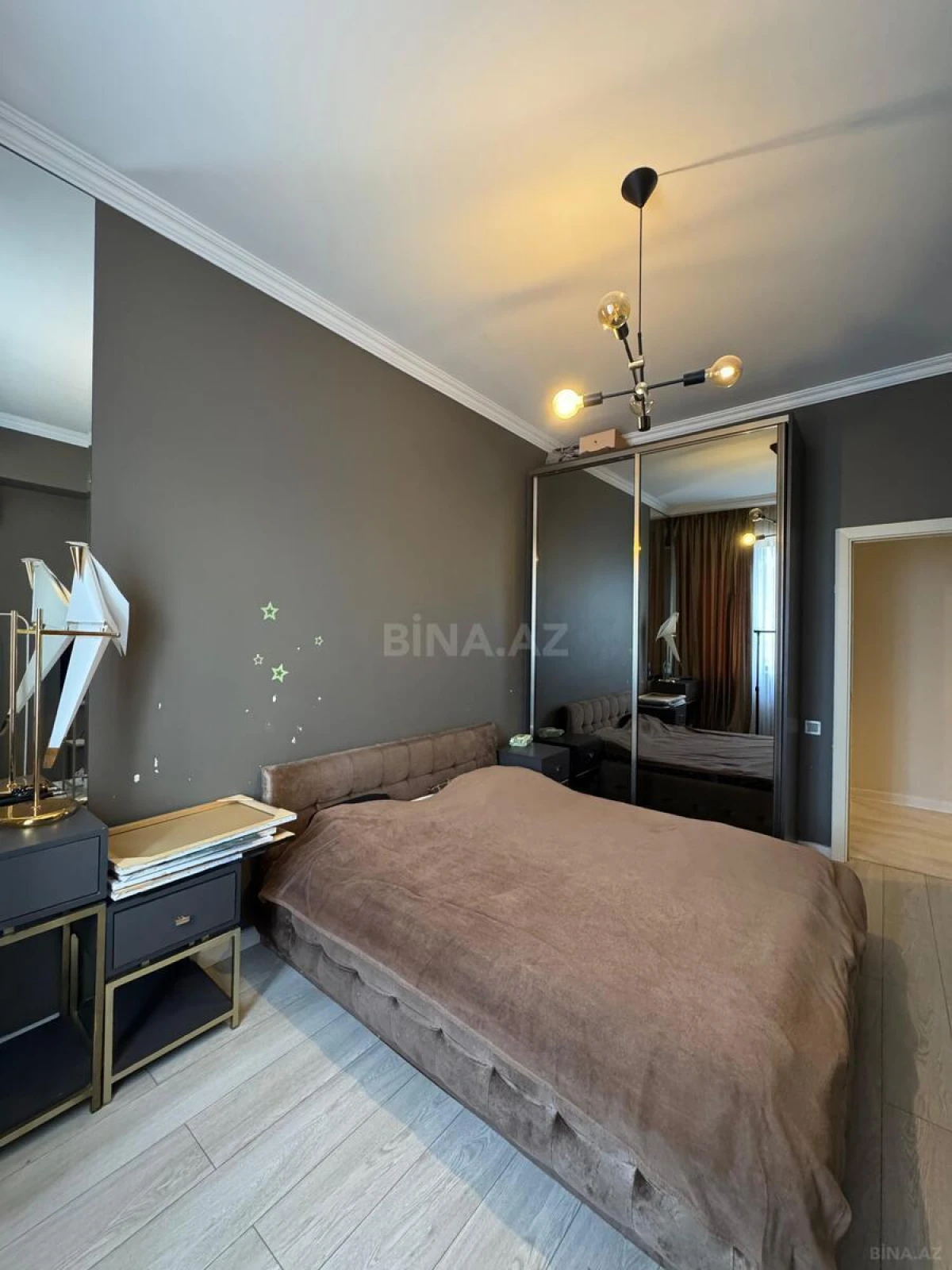 Satılır 2 otaqlı mənzil 80 m²