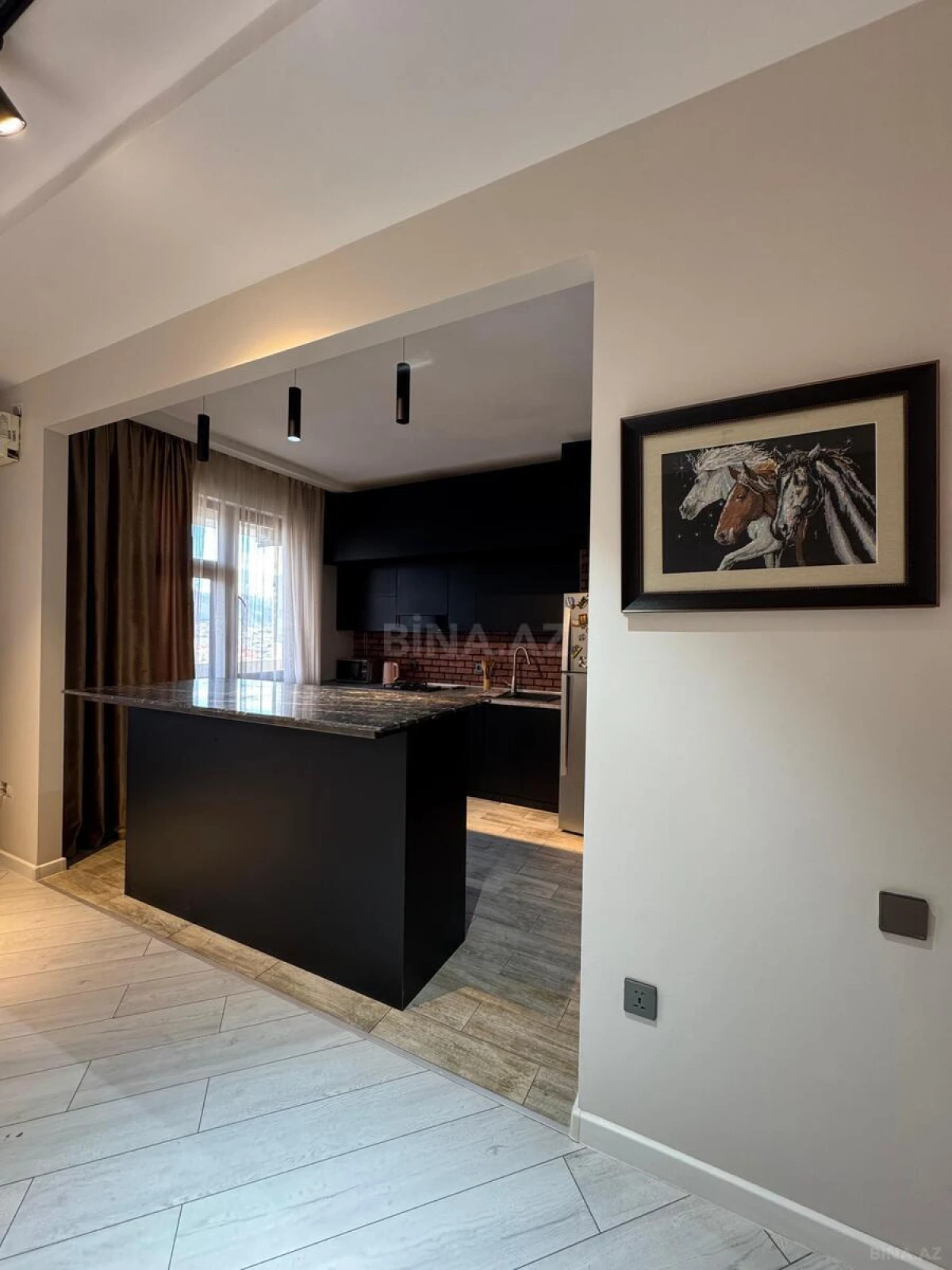 Satılır 2 otaqlı mənzil 80 m²