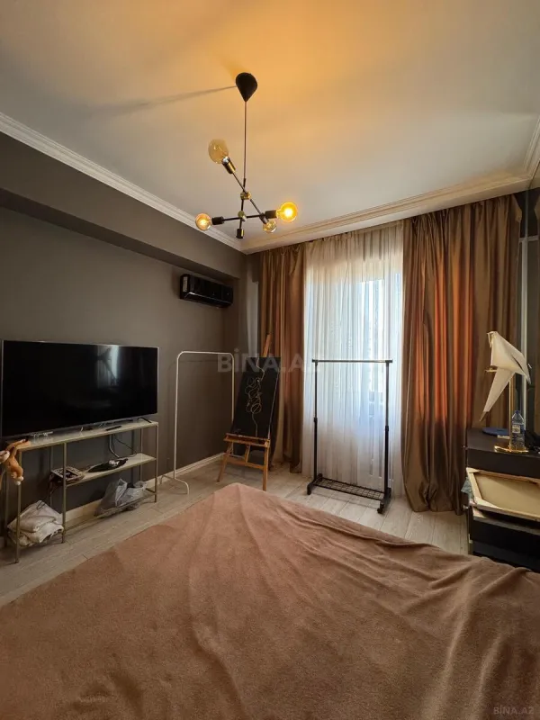 Satılır 2 otaqlı mənzil 80 m²