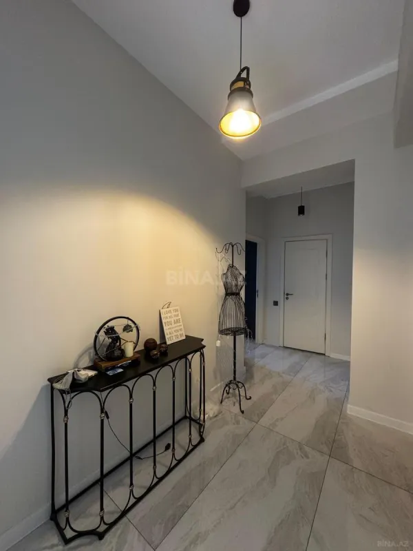 Satılır 2 otaqlı mənzil 80 m²