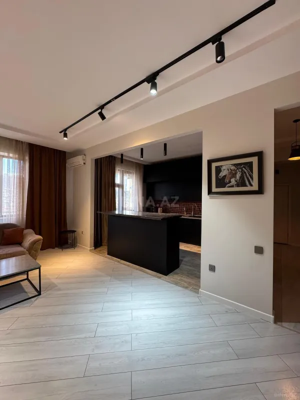 Satılır 2 otaqlı mənzil 80 m²