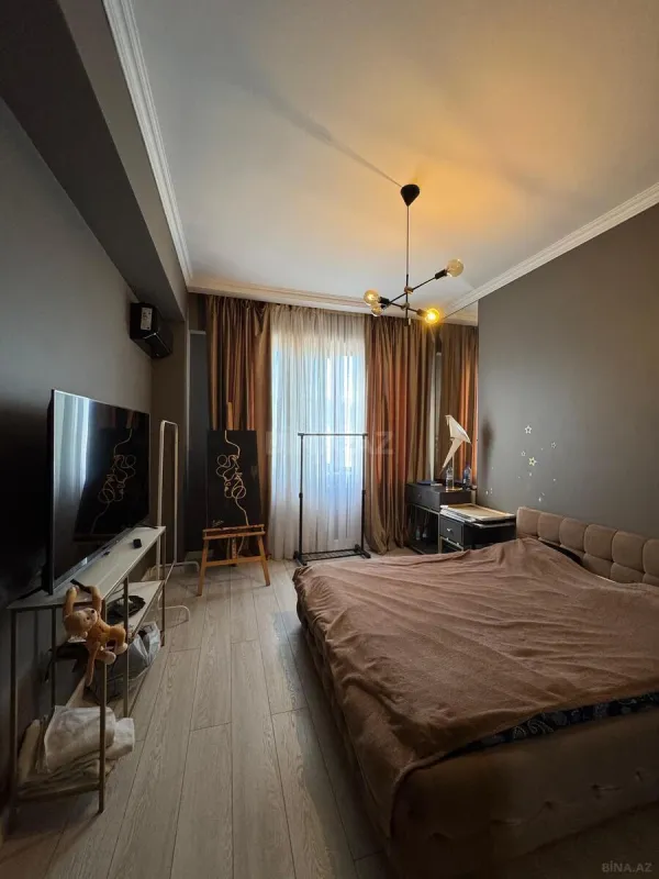 Satılır 2 otaqlı mənzil 80 m²