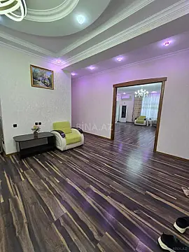 Satılır 3 otaqlı mənzil 175 m²