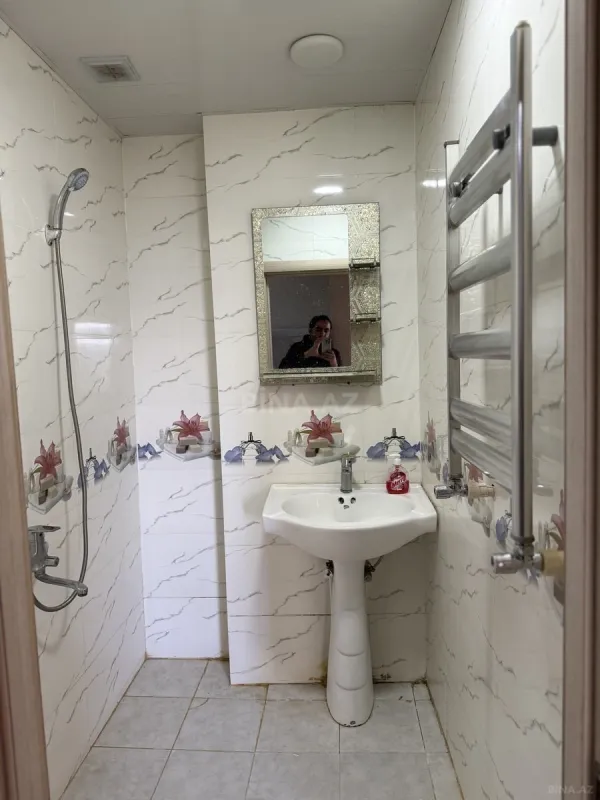 Kirayə verilir 2 otaqlı mənzil 50 m²