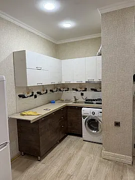 Kirayə verilir 2 otaqlı mənzil 50 m²