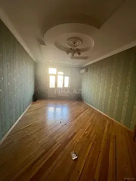 Satılır 3 otaqlı mənzil 122 m²
