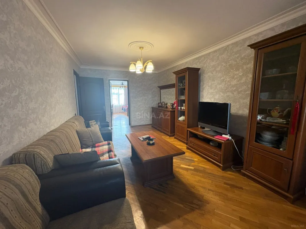 Satılır 3 otaqlı mənzil 86 m²
