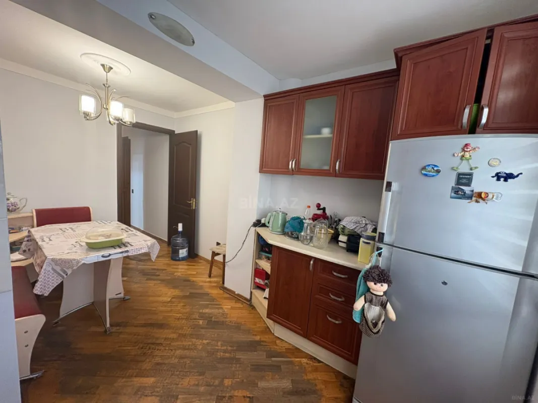 Satılır 3 otaqlı mənzil 86 m²
