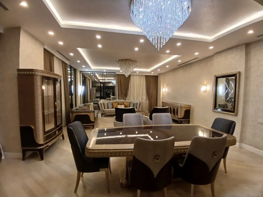 Satılır 3 otaqlı mənzil 168 m²